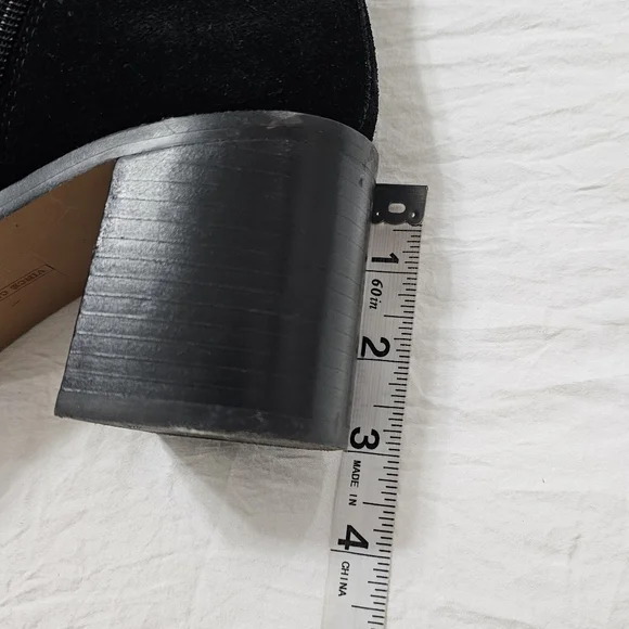 Vince Camuto Kymra Bootie Size 7 - Picture 14 of 15